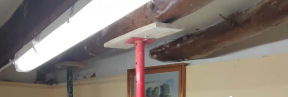 Die Decke muss abgestützt werden.